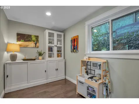 3201 NW Luray Terrace Portland OR 97210