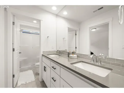 12648 SE 172nd Avenue Happy Valley OR 97086