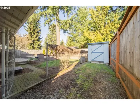 7865 SW Bond Street Portland OR 97224