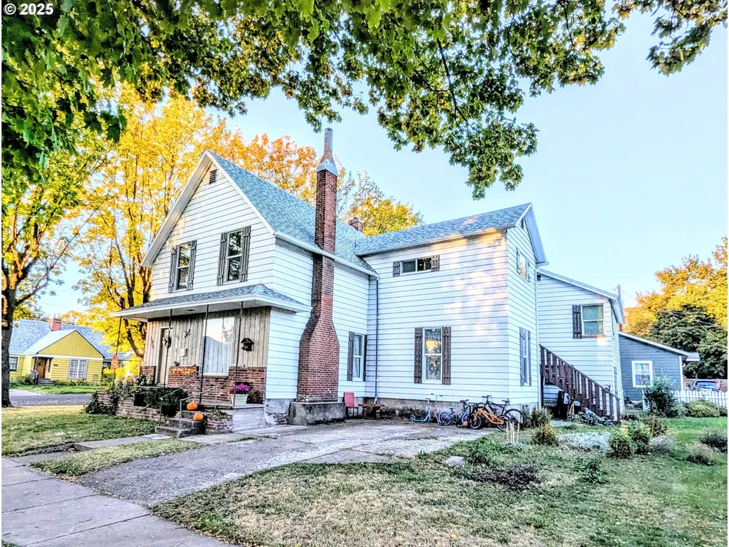 1802 3rd Street La Grande OR 97850