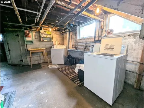 1802 3rd Street La Grande OR 97850