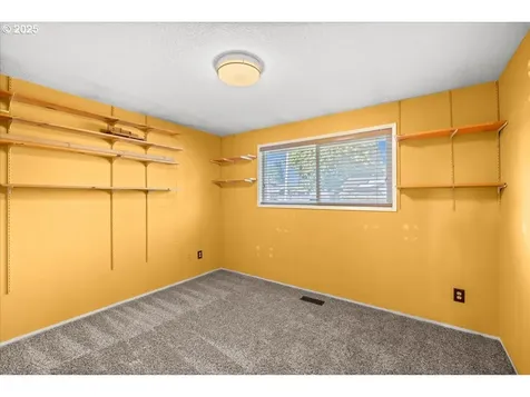 3478 NE Lincoln Street Hillsboro OR 97124