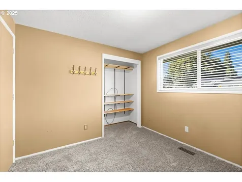 3478 NE Lincoln Street Hillsboro OR 97124