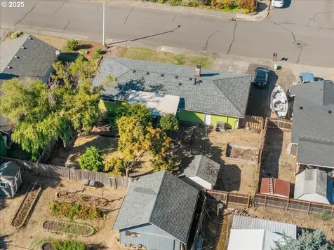 3478 NE Lincoln Street Hillsboro OR 97124