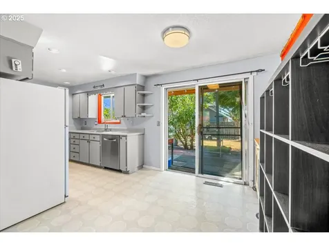 3478 NE Lincoln Street Hillsboro OR 97124