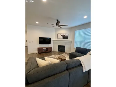 2574 Brackenfern Road Eugene OR 97403