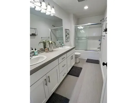 2574 Brackenfern Road Eugene OR 97403