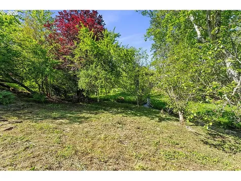 22106 NE Park Lane Fairview OR 97024