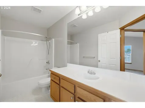 1325 Creekside Lane Newberg OR 97132