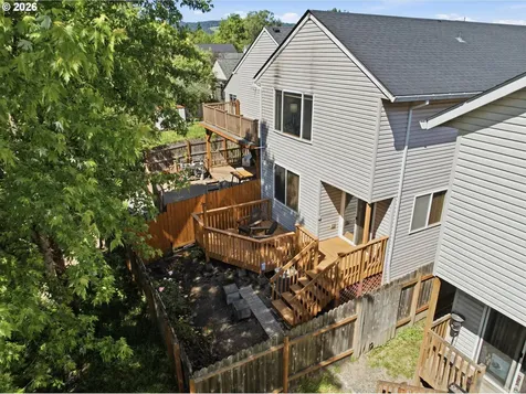 1325 Creekside Lane Newberg OR 97132