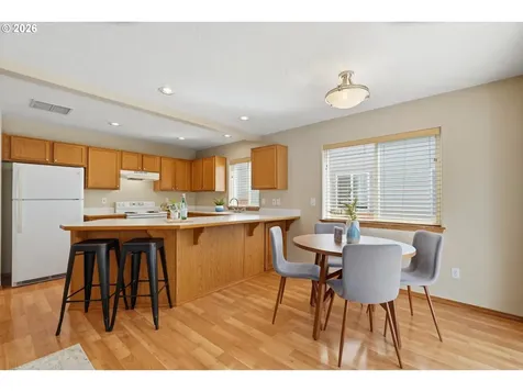 1325 Creekside Lane Newberg OR 97132