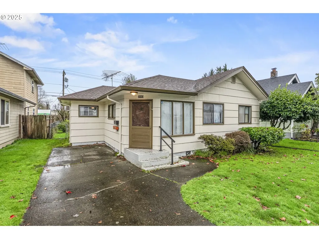 2843 Hemlock Street Longview WA 98632