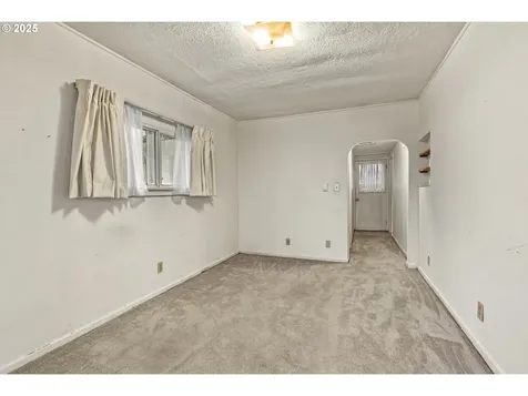 2843 Hemlock Street Longview WA 98632