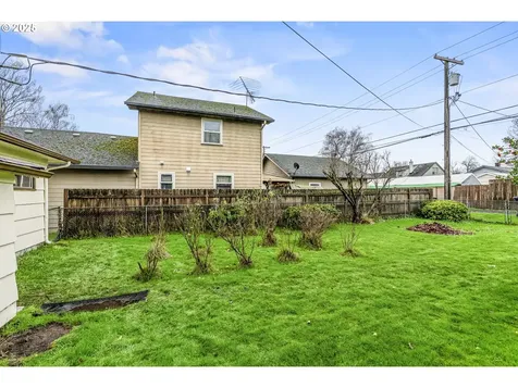 2843 Hemlock Street Longview WA 98632
