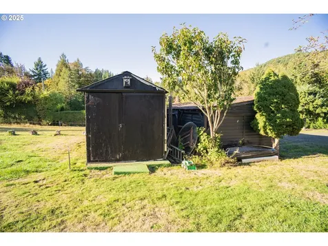 3149 Harris Street Road Kelso WA 98626