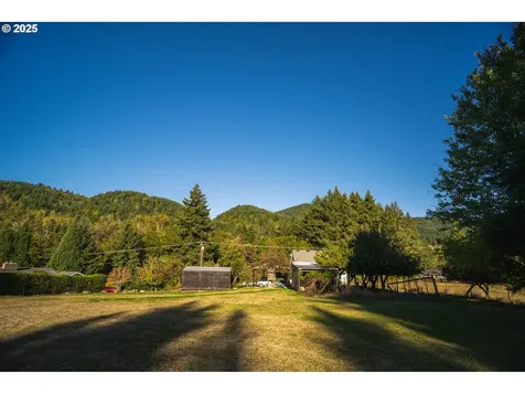 3149 Harris Street Road Kelso WA 98626