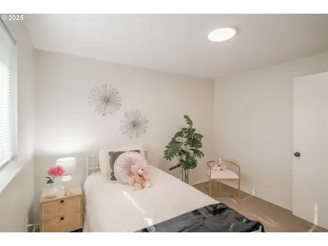 1858 Tecumseh Street NE Keizer OR 97303