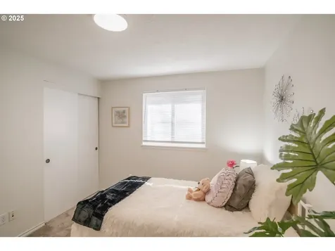 1858 Tecumseh Street NE Keizer OR 97303