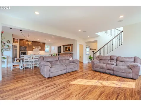 15107 NE 87th Street Vancouver WA 98682
