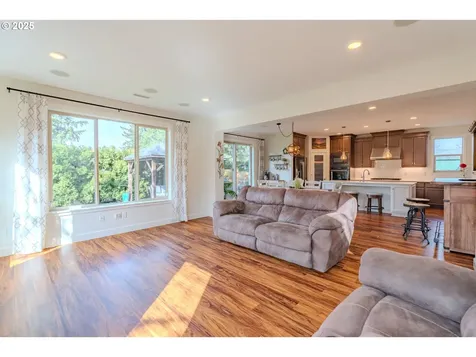 15107 NE 87th Street Vancouver WA 98682