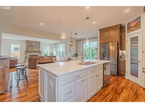 15107 NE 87th Street Vancouver WA 98682