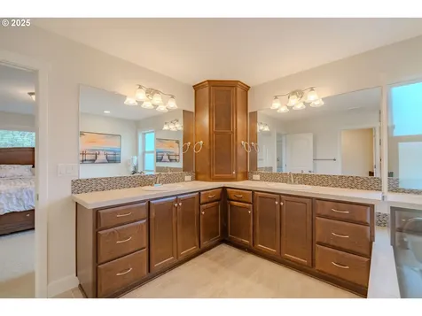 15107 NE 87th Street Vancouver WA 98682