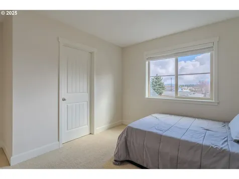 15107 NE 87th Street Vancouver WA 98682