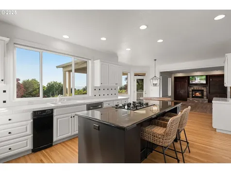 14405 NW Valley View Lane Portland OR 97231