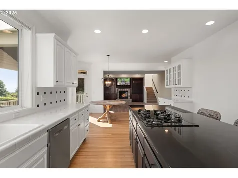 14405 NW Valley View Lane Portland OR 97231