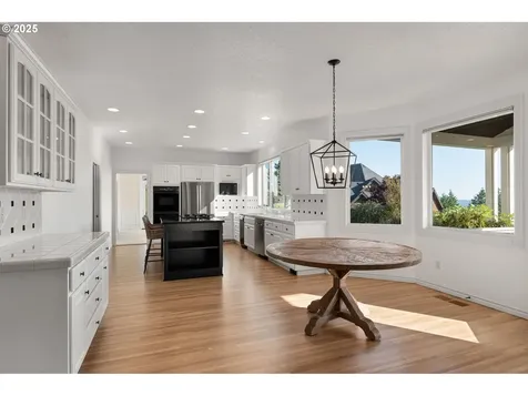 14405 NW Valley View Lane Portland OR 97231