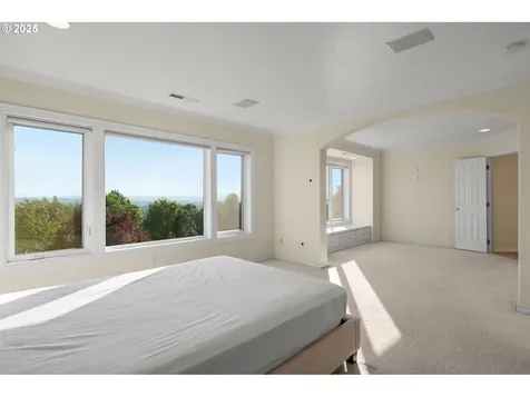 14405 NW Valley View Lane Portland OR 97231