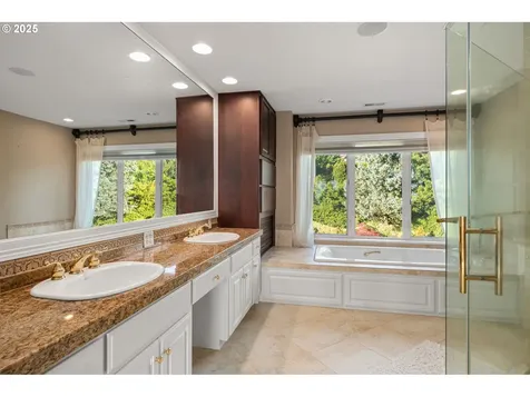 14405 NW Valley View Lane Portland OR 97231