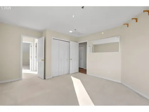 14405 NW Valley View Lane Portland OR 97231