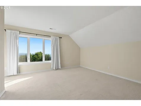 14405 NW Valley View Lane Portland OR 97231
