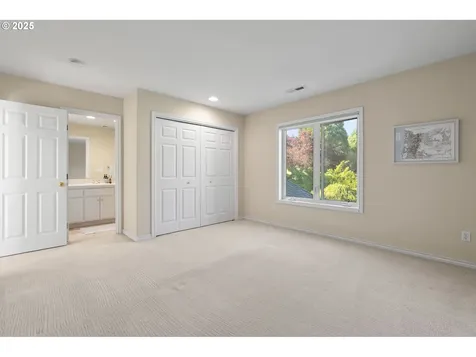 14405 NW Valley View Lane Portland OR 97231