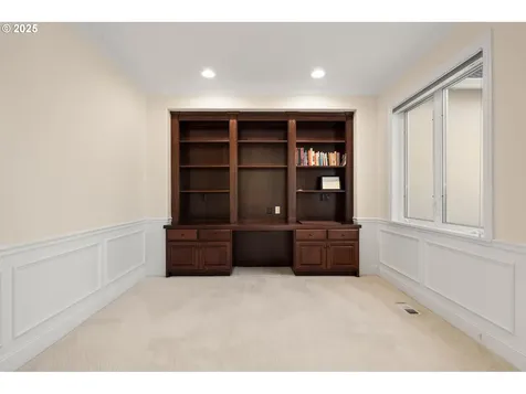 14405 NW Valley View Lane Portland OR 97231