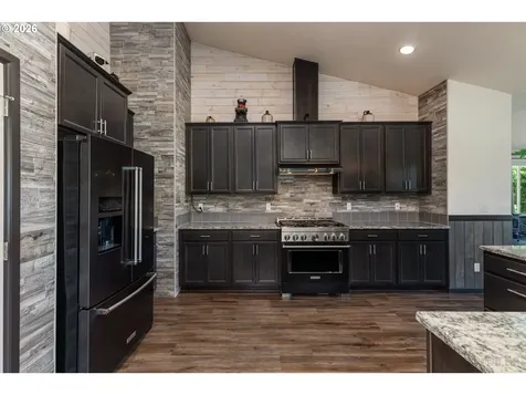 18210 Seigert Road Vernonia OR 97064