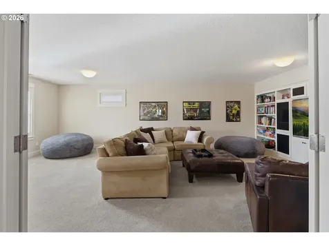 1978 Furlong Court West Linn OR 97068