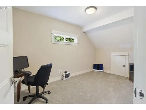 1978 Furlong Court West Linn OR 97068