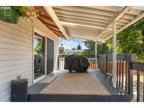 1279 SE Wendy Avenue Gresham OR 97080