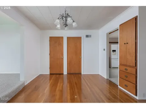 870 SW 10th Street Lincoln City OR 97367