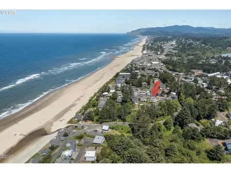 870 SW 10th Street Lincoln City OR 97367
