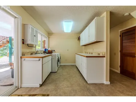 41920 SE Gordon Creek Road Corbett OR 97019