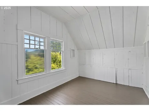 309 SE Ella Street Roseburg OR 97470