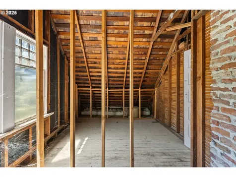 309 SE Ella Street Roseburg OR 97470