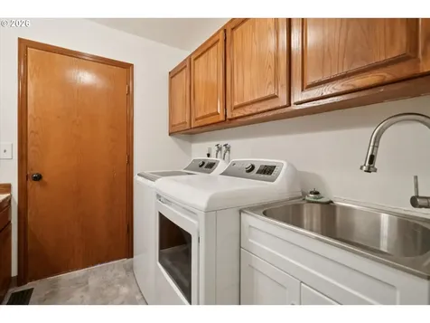22470 SE Naomi Drive Damascus OR 97089