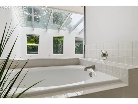 32400 SW Arbor Lake Drive Wilsonville OR 97070