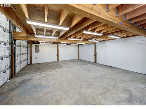 237 SE 83rd Avenue Portland OR 97216