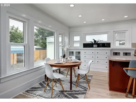 237 SE 83rd Avenue Portland OR 97216