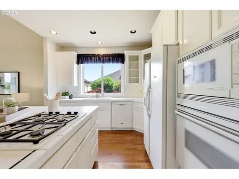 16190 NW Canterwood Way Portland OR 97229